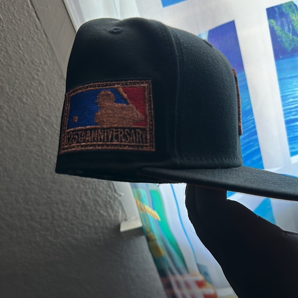 Slightly New Pittsburgh Pirates Rose Gold Hat Worn like 2-3 times - Picture 2 of 3